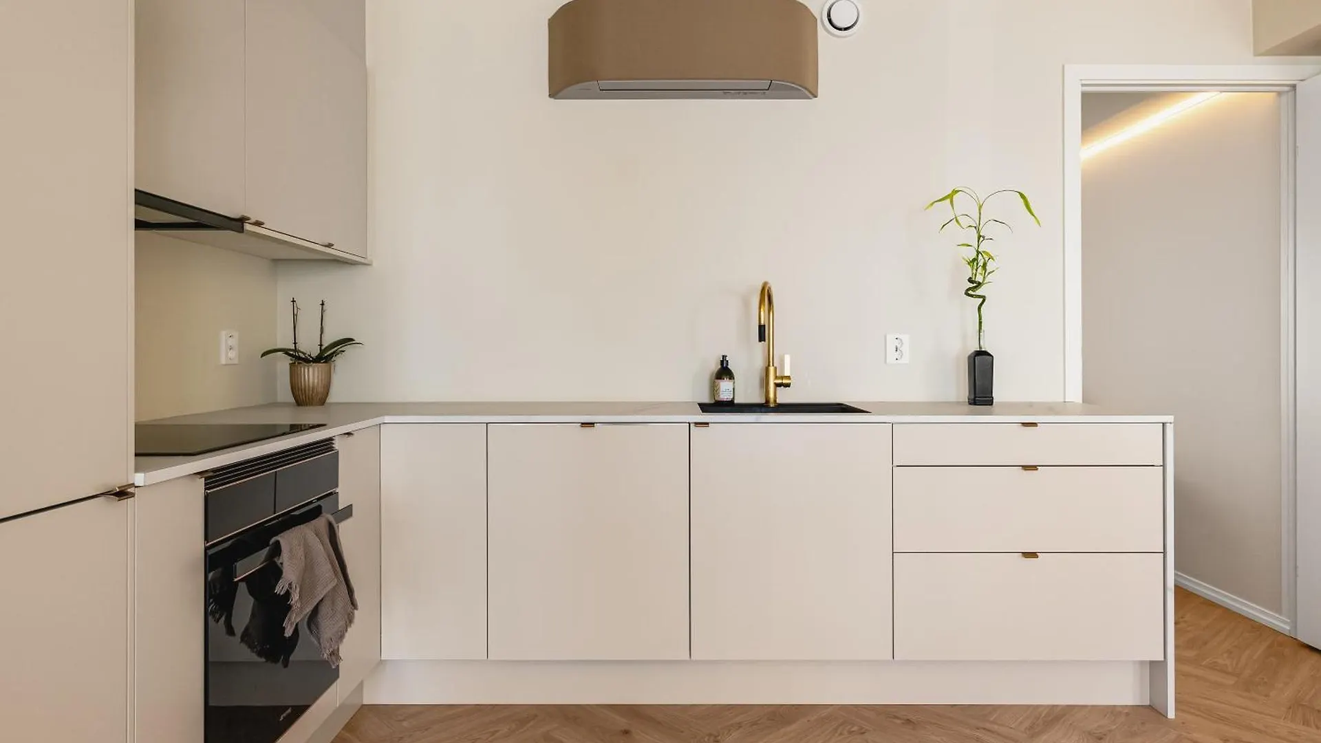 Dinbnb Apartments I Luxury Apartment Behind Bryggen I Renovated 2024 Μπέργκεν