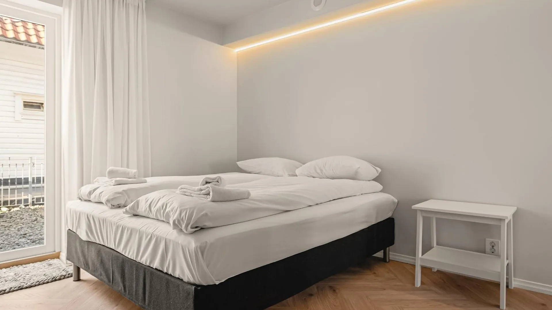 Dinbnb Apartments I Luxury Apartment Behind Bryggen I Renovated 2024 Μπέργκεν