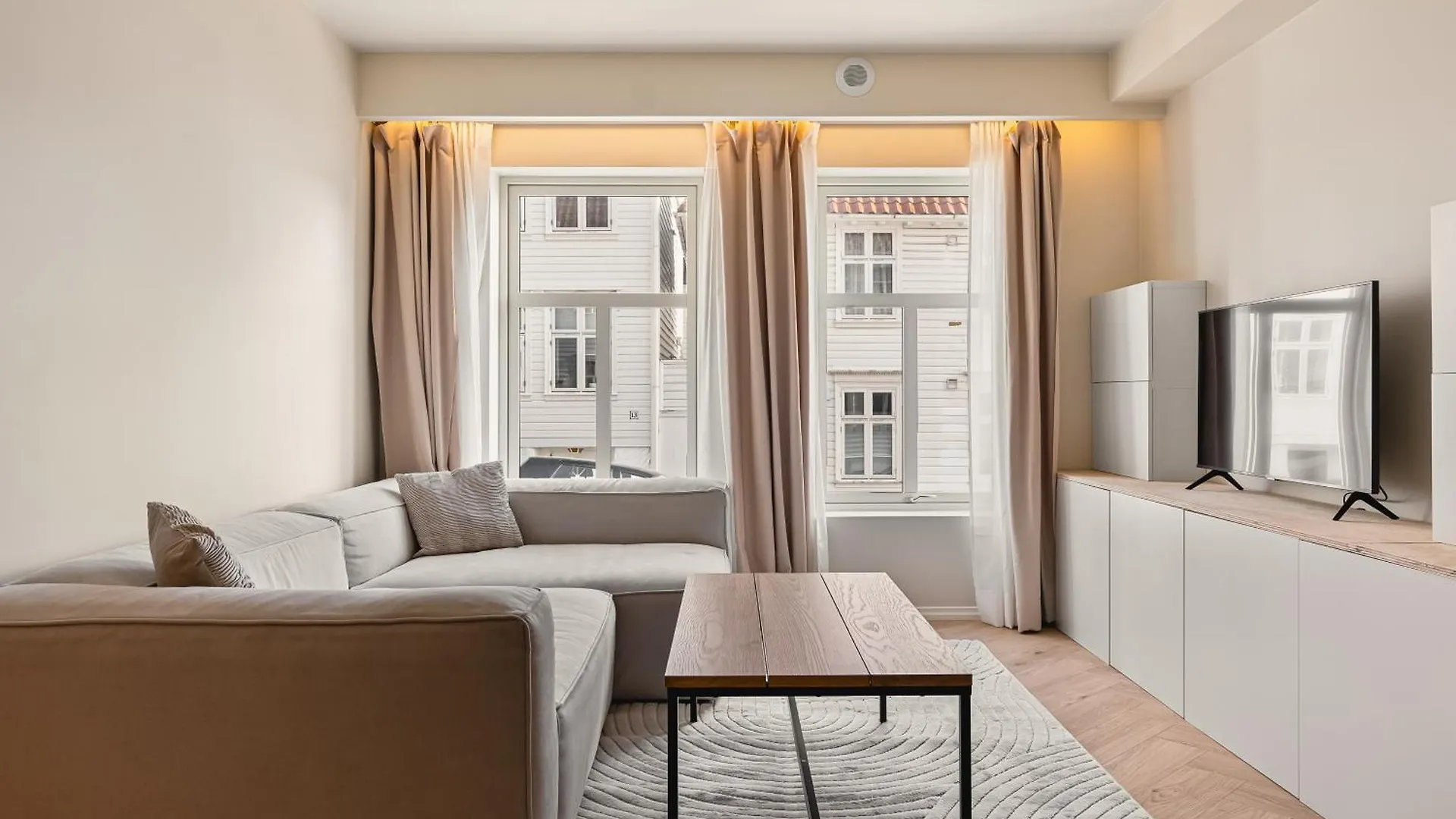 Dinbnb Apartments I Luxury Apartment Behind Bryggen I Renovated 2024 Μπέργκεν
